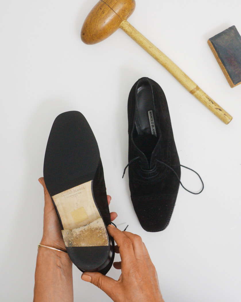 Exklusive Reparatur für Manolo Blahnik Schuhe und Taschen in der Schweiz.